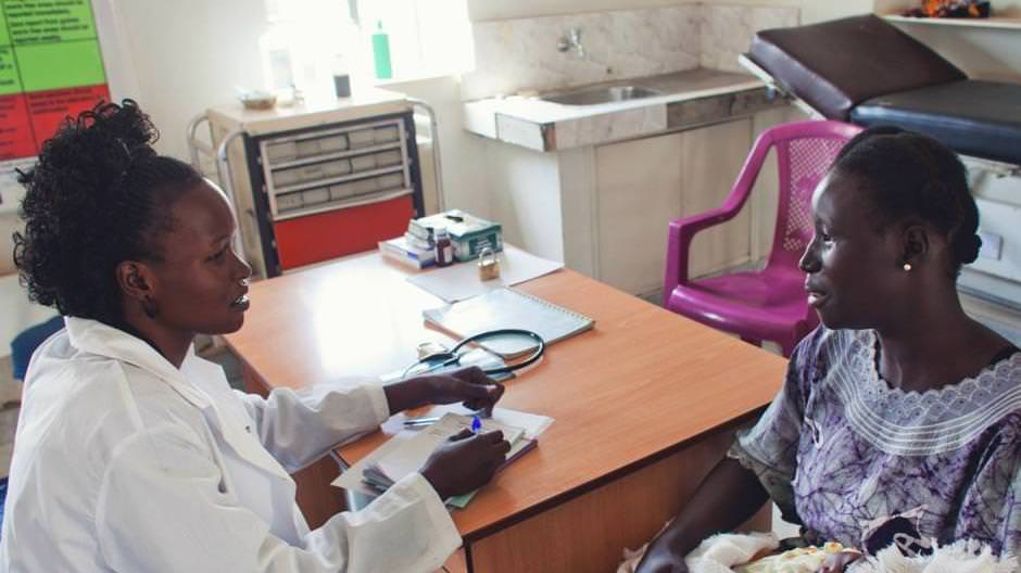 Visita medica mamma africana amref