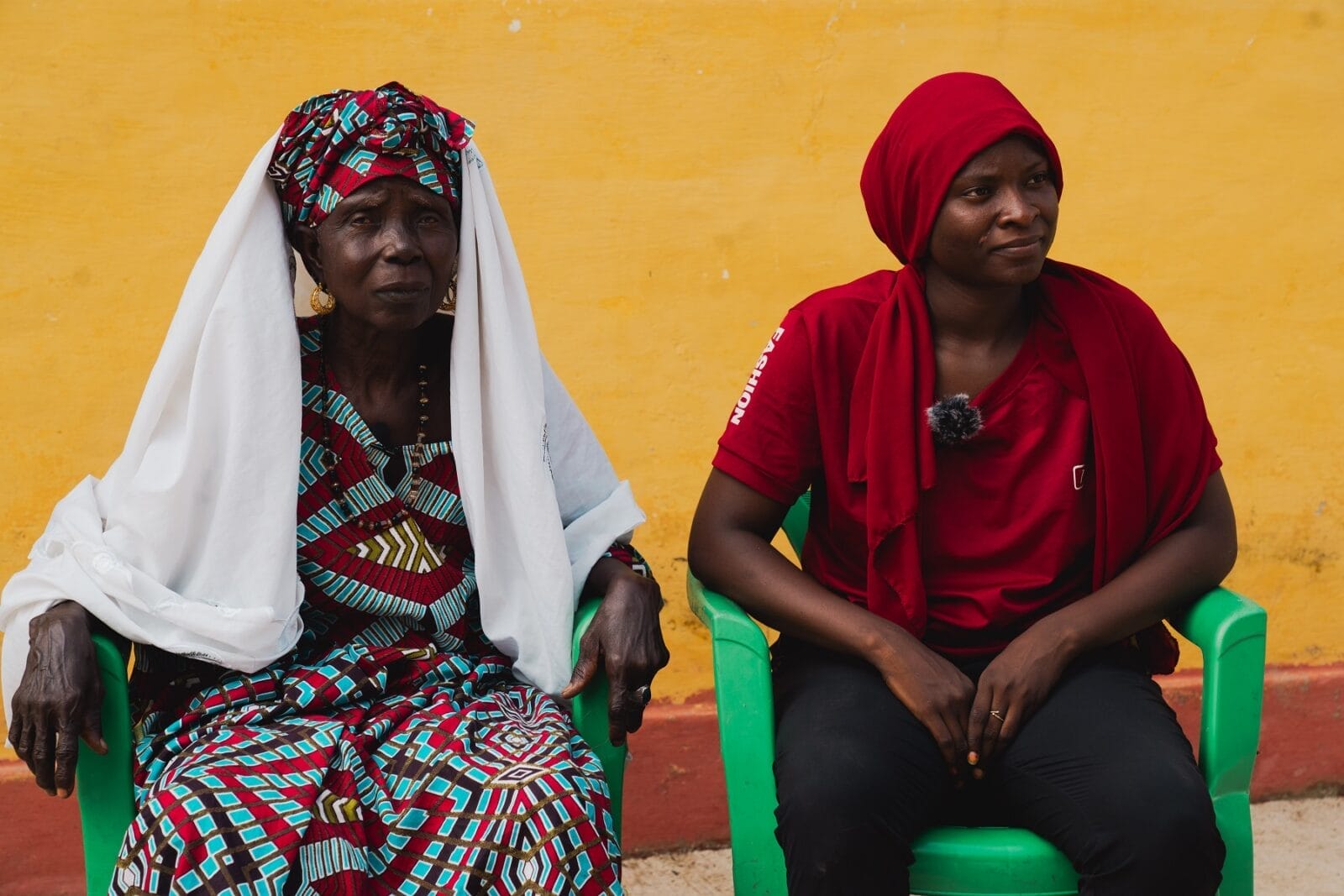 Nonna e nipote unite contro le mutilazioni genitali femminili in Senegal